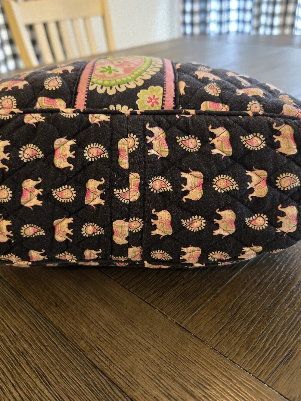 2007 Vera Bradley On The GO Pink Elephants - Picture 5 of 13